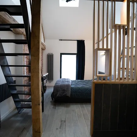 Cooliving De La Foret Bed & Breakfast